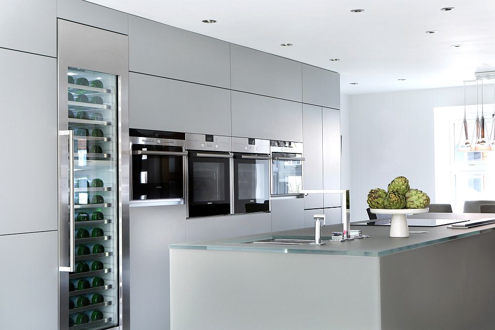 Fabulous kitchen island combines ergonomics with practicality