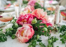 Floral-table-runner-at-an-outdoor-garden-party-217x155