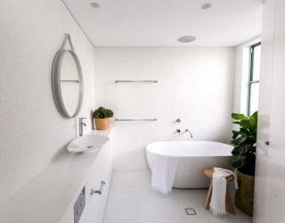 Less-Is-More Modern Bathroom Decor