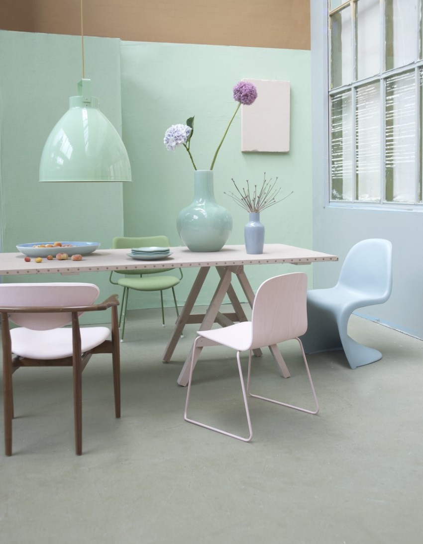 Pastel dining room