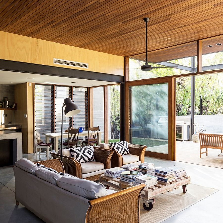 Trendy coffee table on casters crafted from wooden pallets [Design: Walter Barda Design]