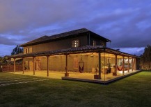Warm-lighting-adds-to-the-aura-of-the-modern-rustic-home-in-Ecuador-217x155