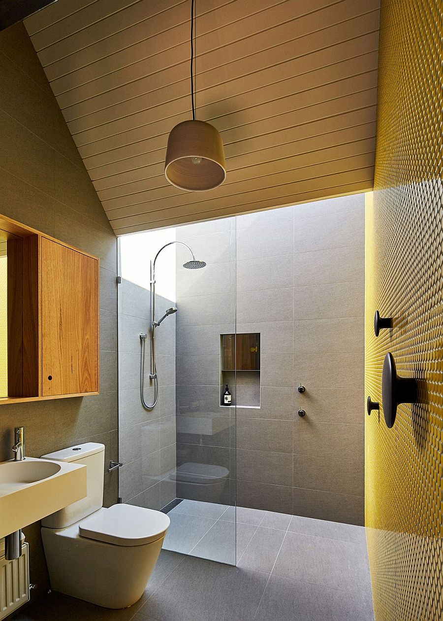 A splash of brilliant yellow for the contemporary bathroom