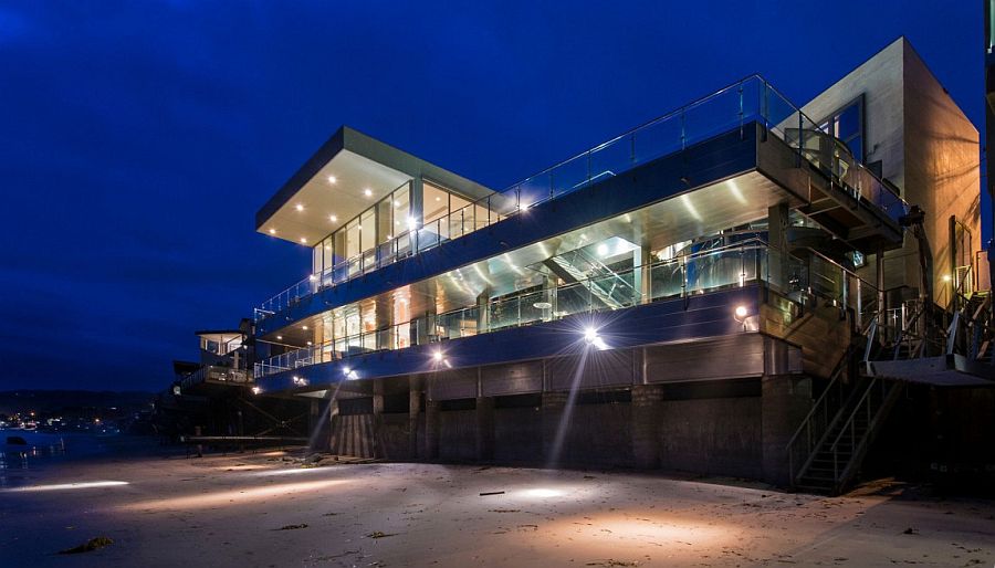 Access to the beach from the lovely Malibu home