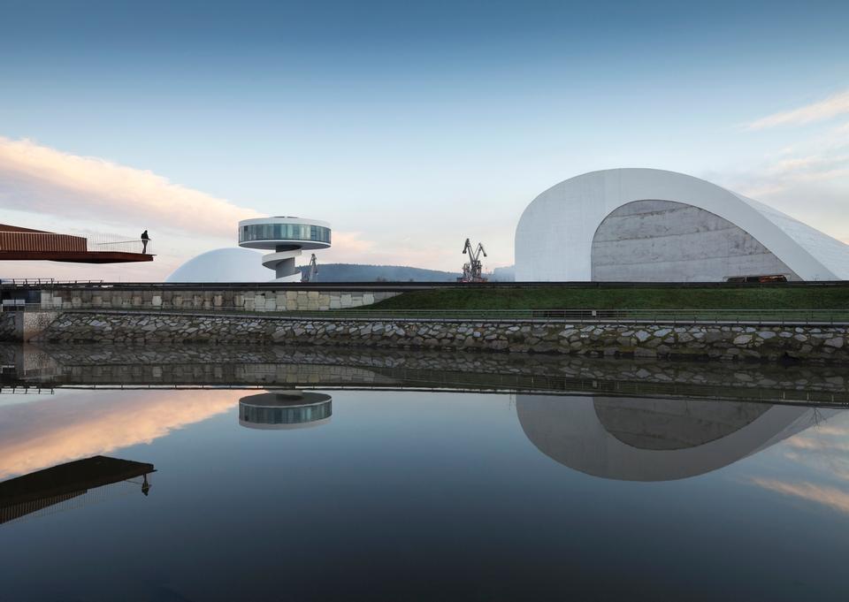 Captivating and curvy design of Centro Niemeyer, Avilés