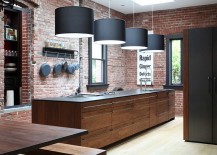 Contemporary-class-finds-space-in-the-awesome-industrial-kitchen-217x155