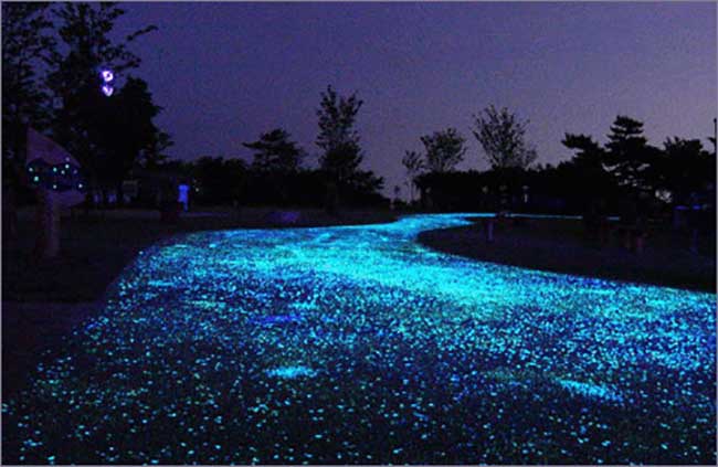 Core Glow Glow in the Dark Gravel at Night