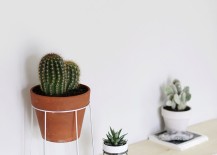 DIY-wire-plant-stand-from-The-Merrythought-217x155