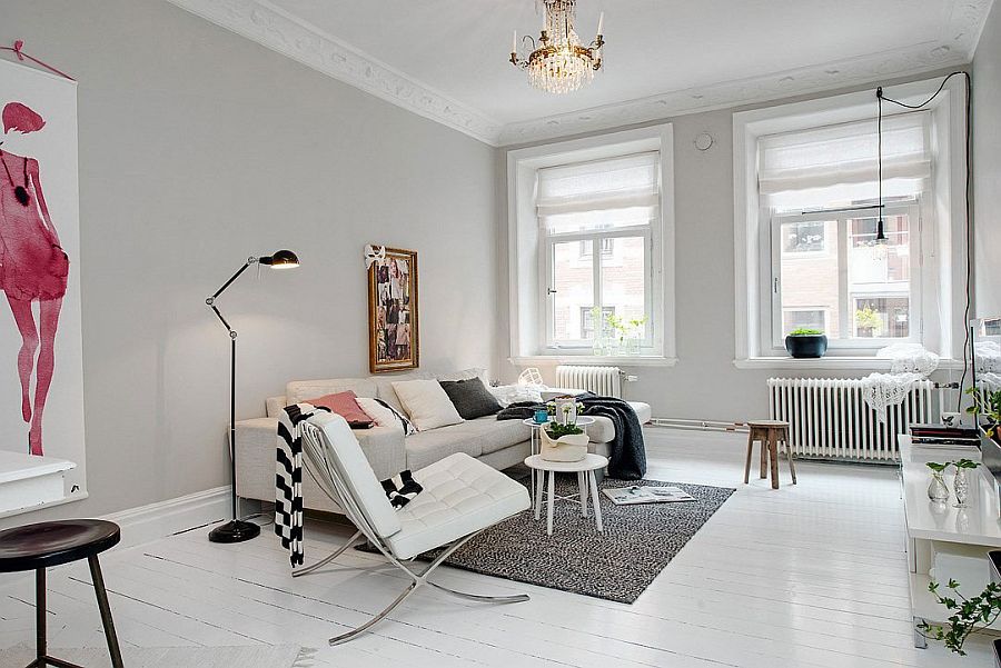 Decor in white complements the color scheme of the apartment