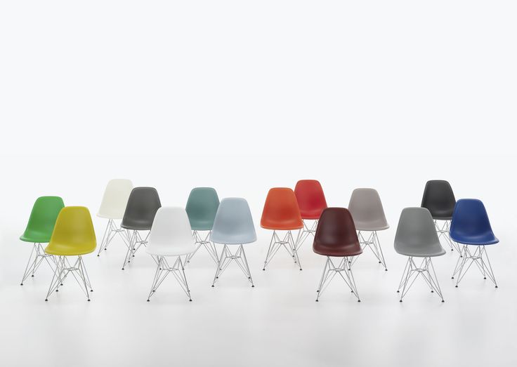 Eames Plastic Side Chair DSR