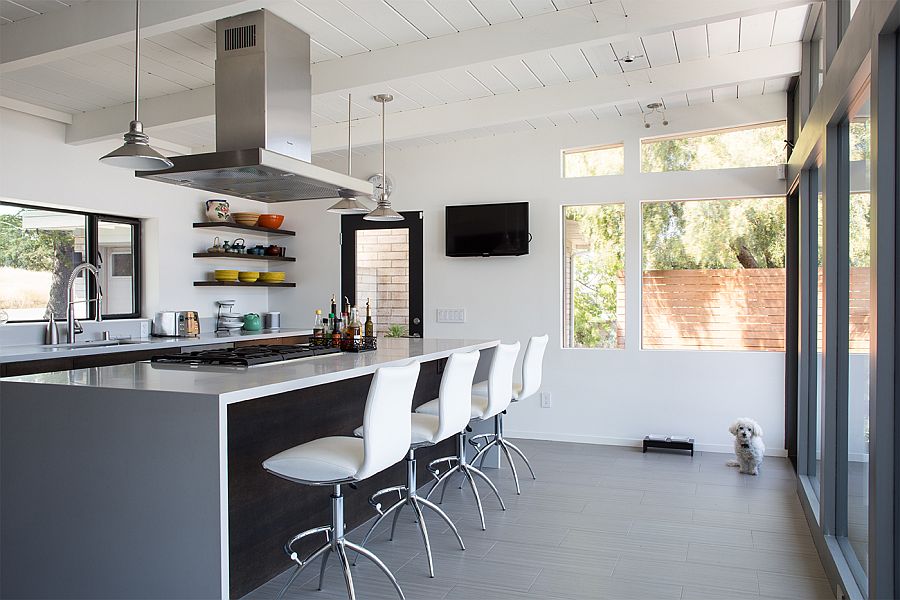 Gorgeous kitchen in white and gray