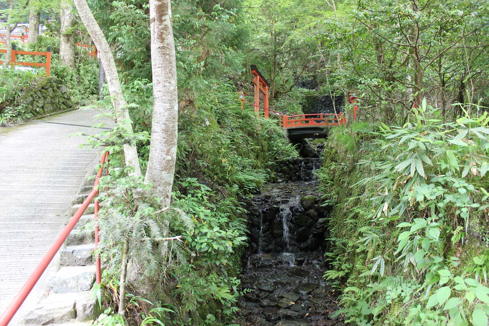 Kibune Waterfalls