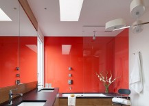 Red-and-black-give-the-contemporary-bathroom-with-skylight-a-dazzling-appeal-217x155
