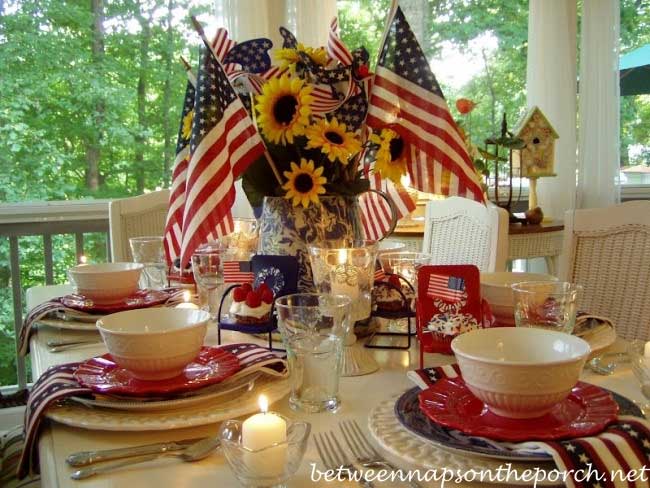 Sunflower themed independence day table