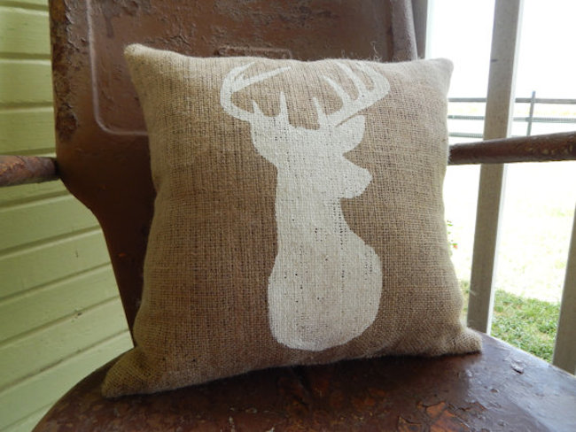 Use different colored burlap to compliment accent pillow designs