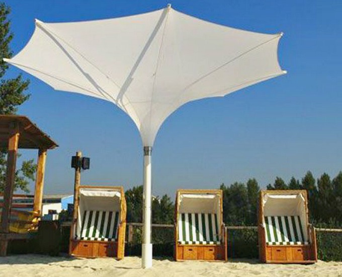 Elegant Tulip umbrella in white