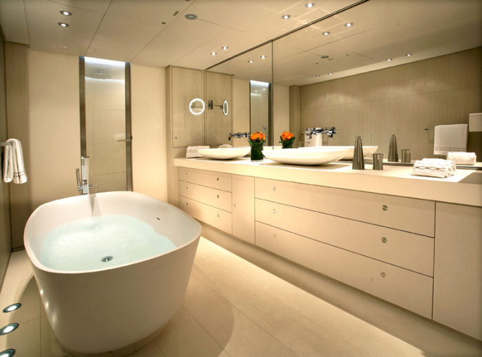 Red Dragon yacht bathroom with a full-size bathtub