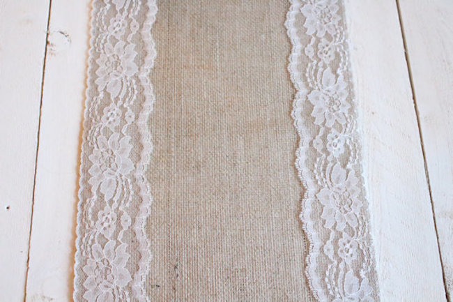 Burlap creates a simple, rustic style for a table runner