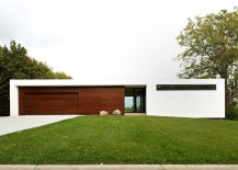 Contemporary-stucco-and-wood-house-217x155