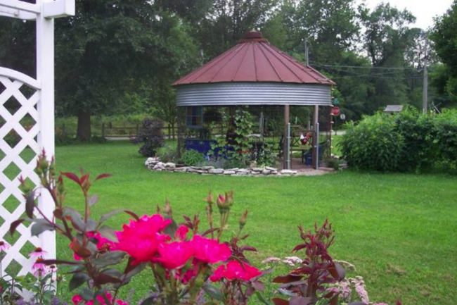 Corncrib gazebo