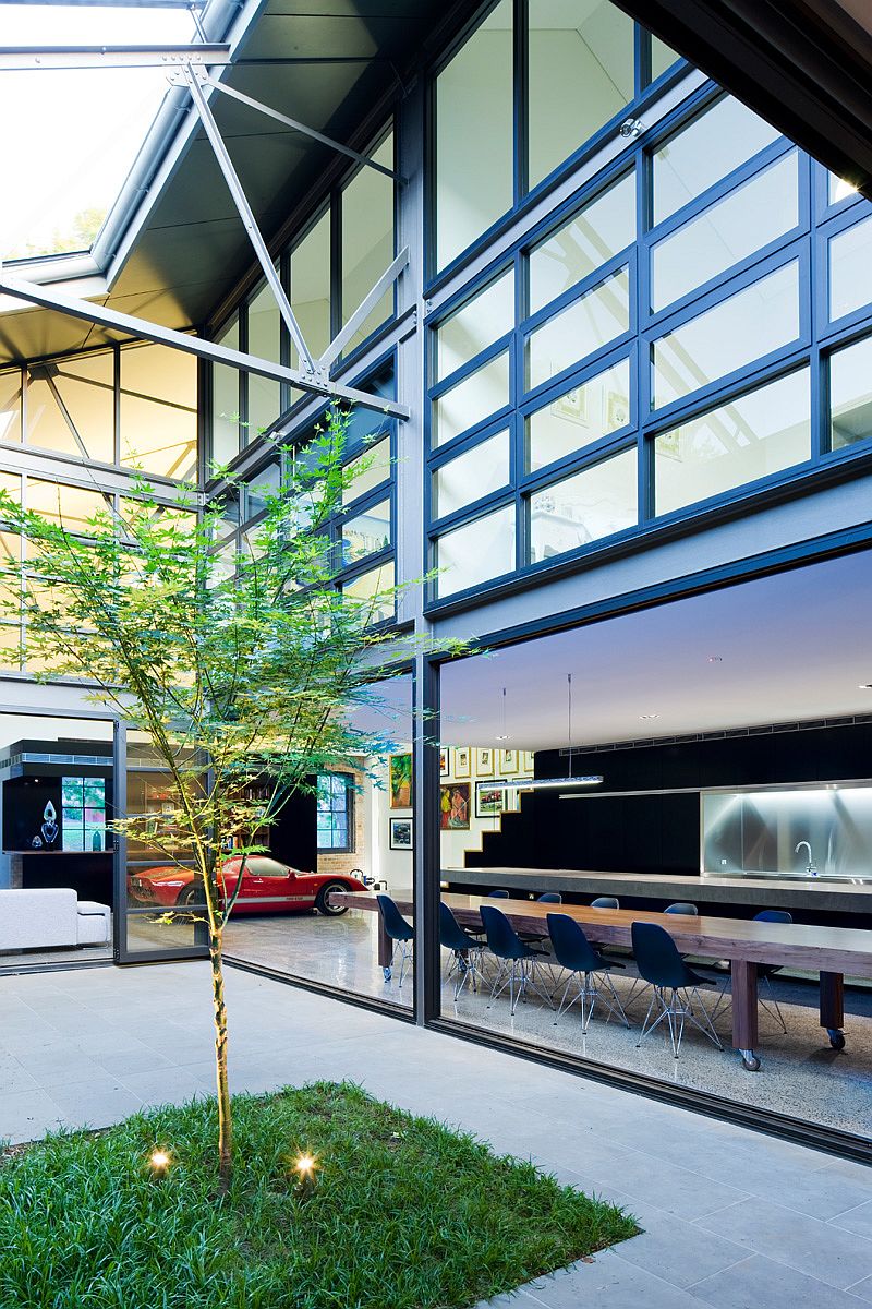 Empty warehouse in Australia urned into a lovely family home