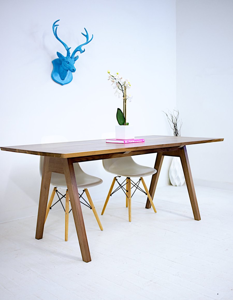 Midcentury Modern-style trestle table from Etsy shop Moderncre8ve