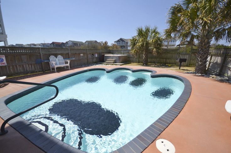 Paw-shaped pool for those who love their pets!