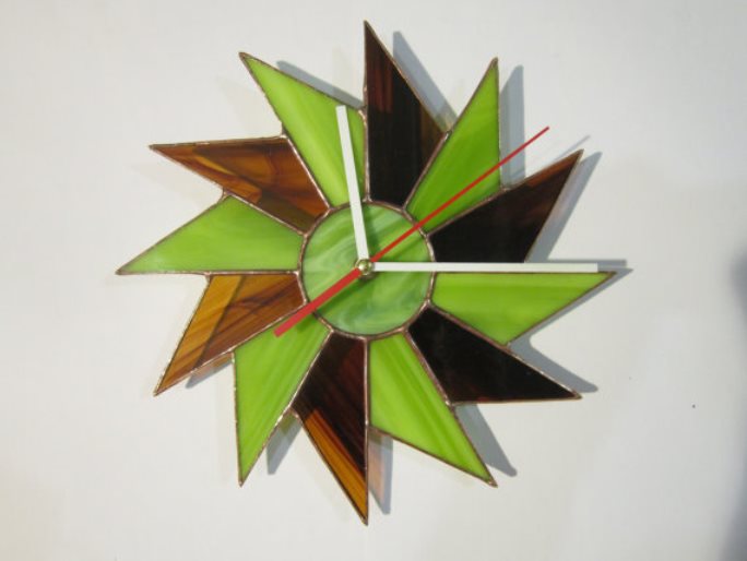 stained glass clock 9