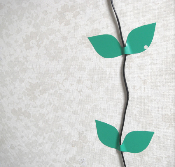 Turn Your Unsightly Wire Cables and Cords into Wall Art Decoist