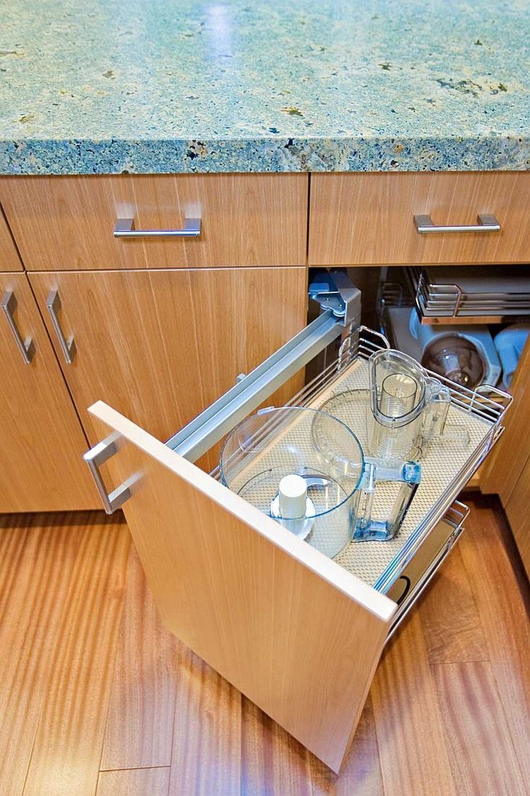 A cabinet with pullout drawers can make your life a lot easier in the kitchen! [Design: Bill Fry Construction]
