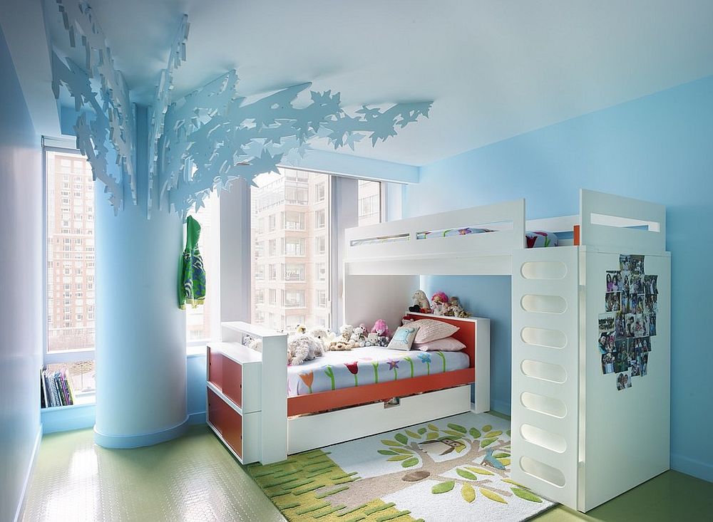 All you need is an Elsa wall mural complete the 'Frozen' look inside this bedroom