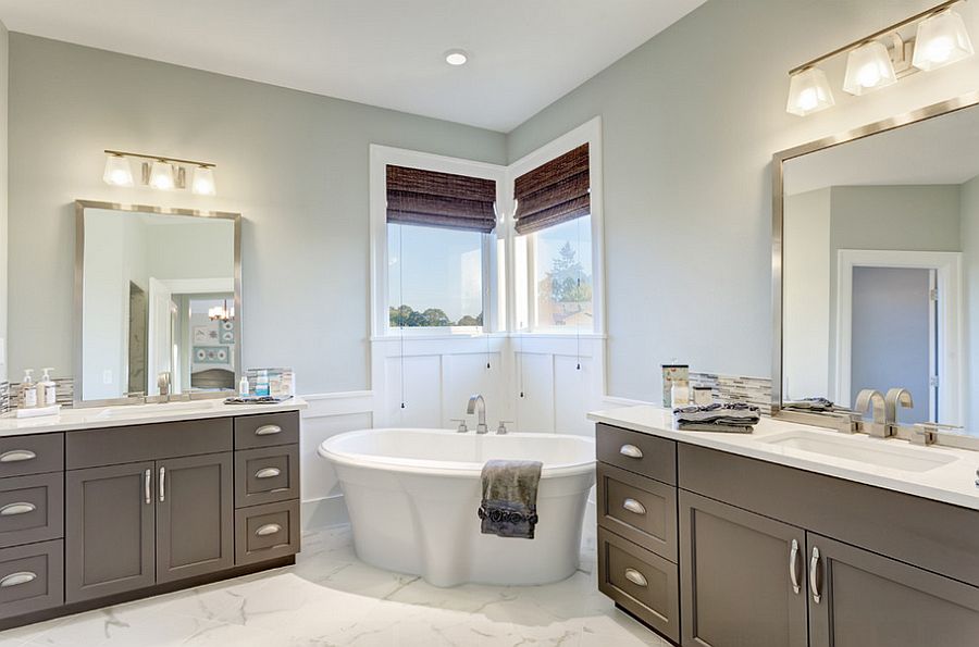 Freestanding Vanity In Corner Bathroom