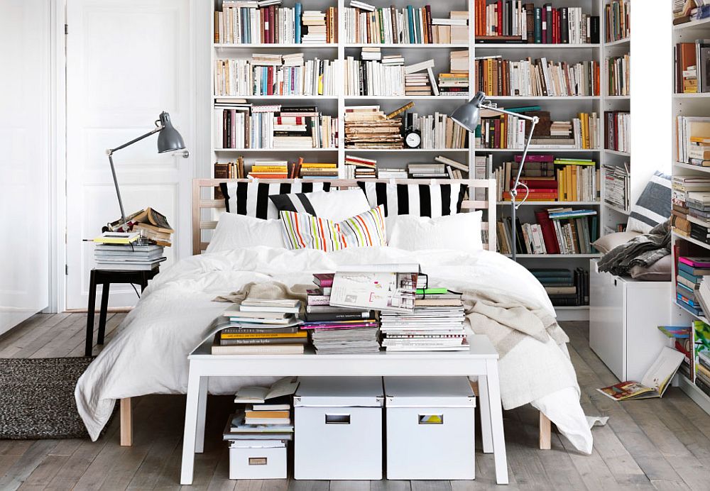 Bedroom tha is a booklover's delight - Digital copies are so not trendy!