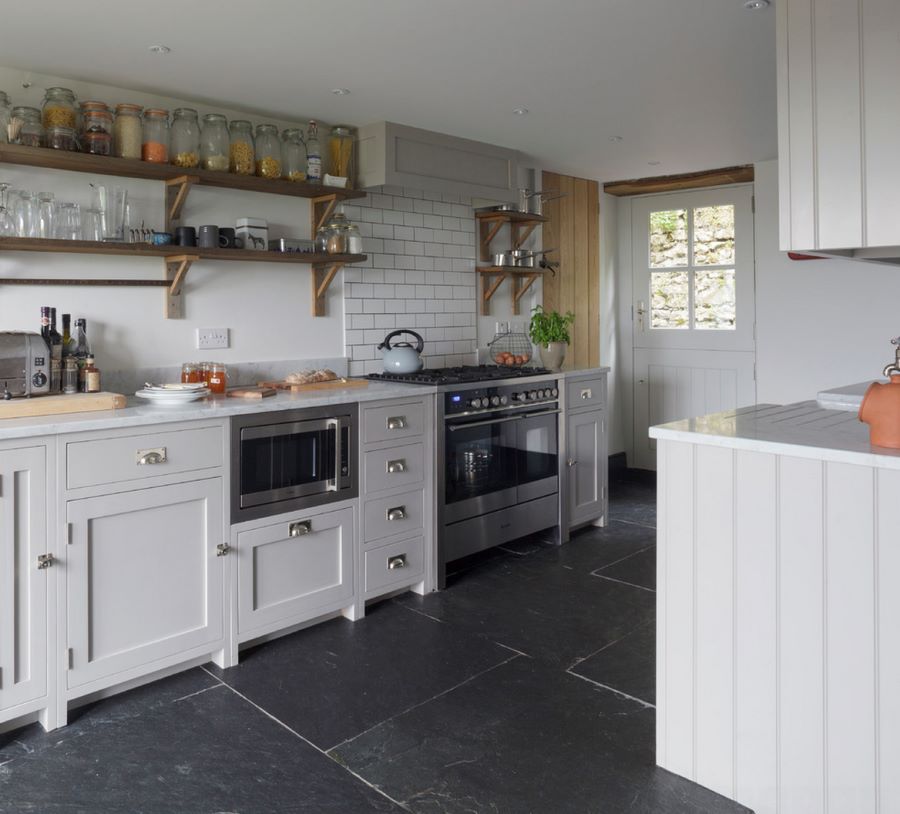 Cottage kitchen with large slate tile