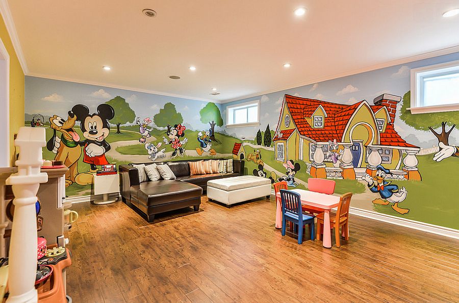 Fabulous mural of Mickey and friends in the playroom [Design: Murals By Marg]