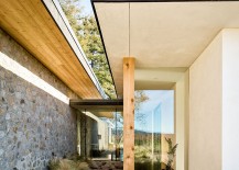 Glass-stone-and-wood-create-the-gorgeous-modern-home-in-California-217x155