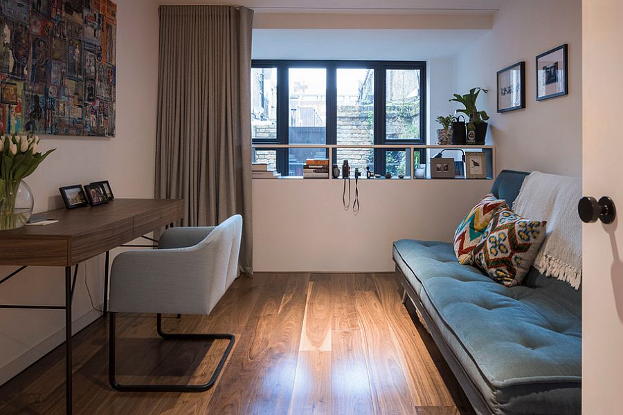 Industrial style mezzanine guest room is simple and stylish [Design: Kirkwood McCarthy]