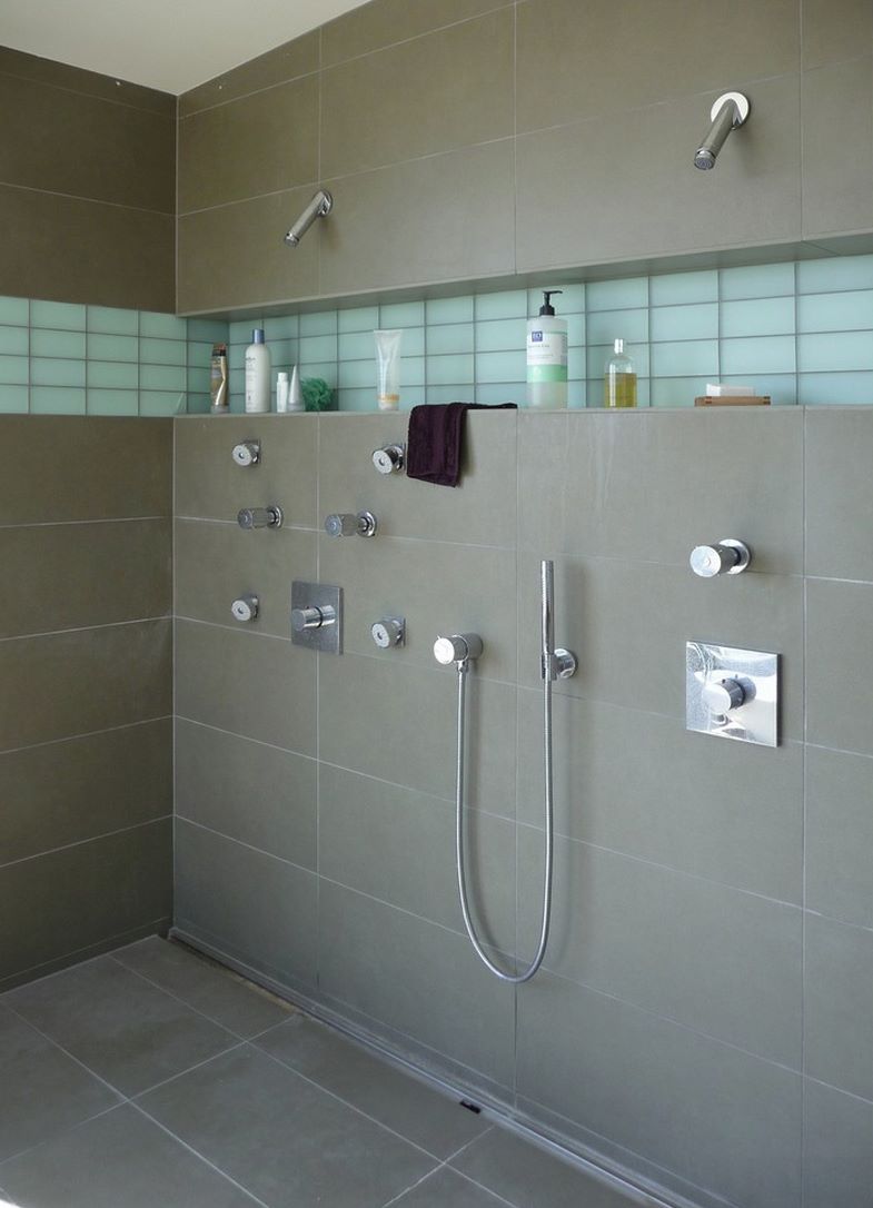 Modern porcelain tile shower