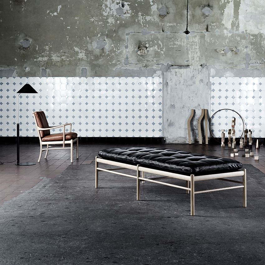 OW150 daybed designed by Ole Wanscher for a quick nap