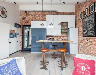 From Discarded Factory to Modern Home: 40sqm of Cheerful Delight in Moscow