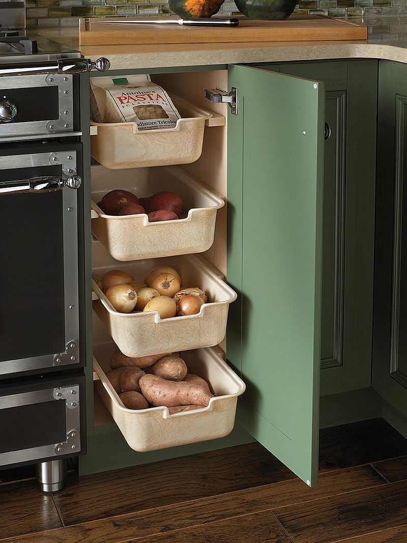 Perfect corner shelf idea for the traditional kitchen [Design: Wood-Mode Fine Custom Cabinetry]