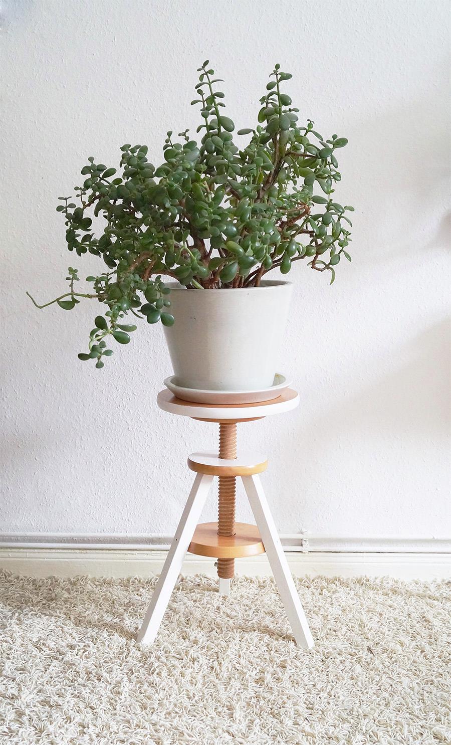 Piano stool makeover