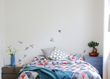 Scandinavian-bedroom-with-understated-beauty-217x155