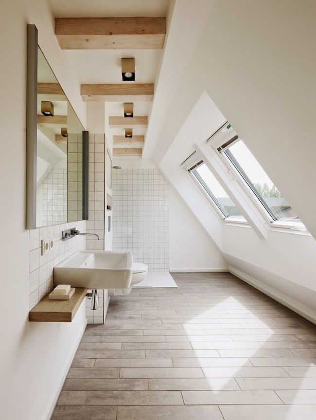 15 Attics Turned Into Breathtaking Bathrooms