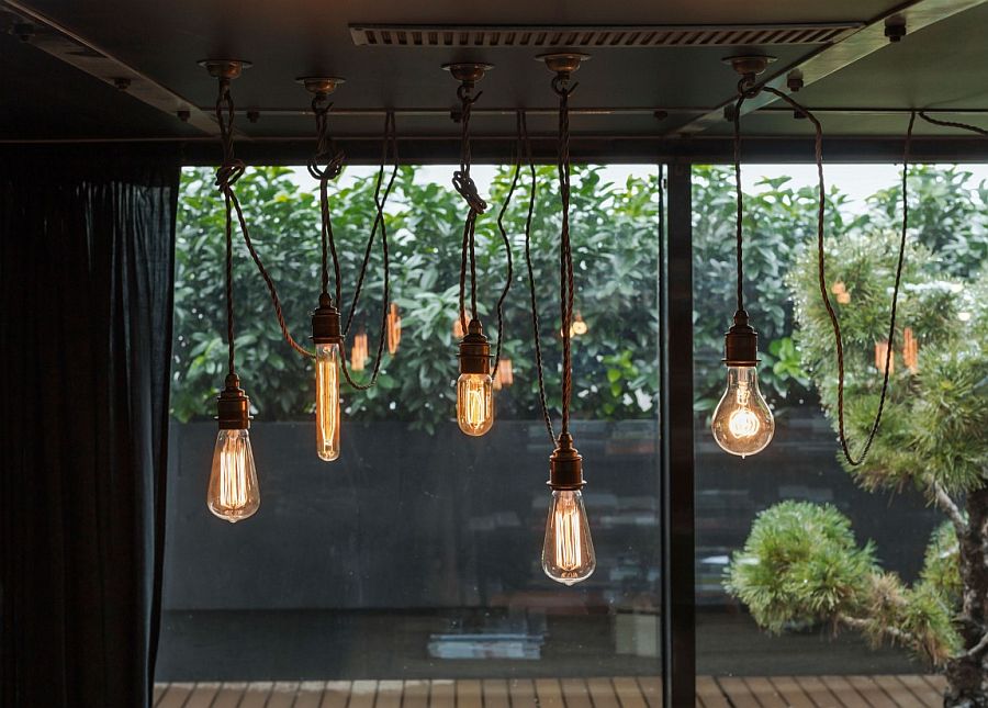 Simplicity and beauty of the stripped-down lighting additions