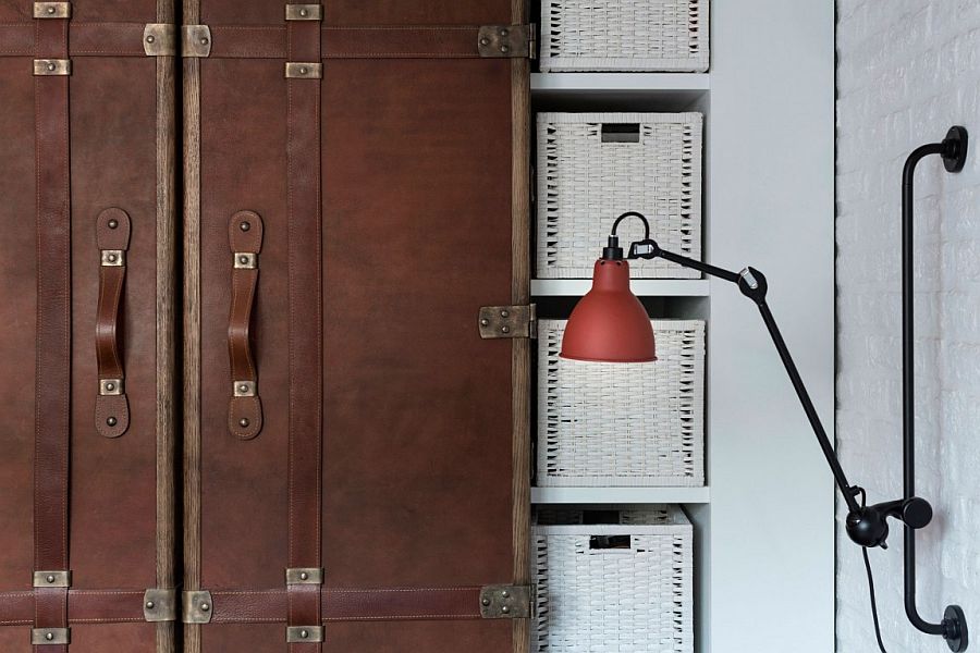 Wardrobe in the bedroom inspired by the look of old suitcases