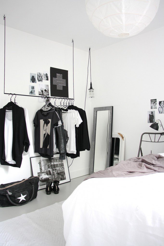 Minimalist Closet 19 