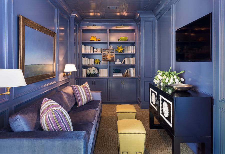 Brilliant monochromatic TV room in purple