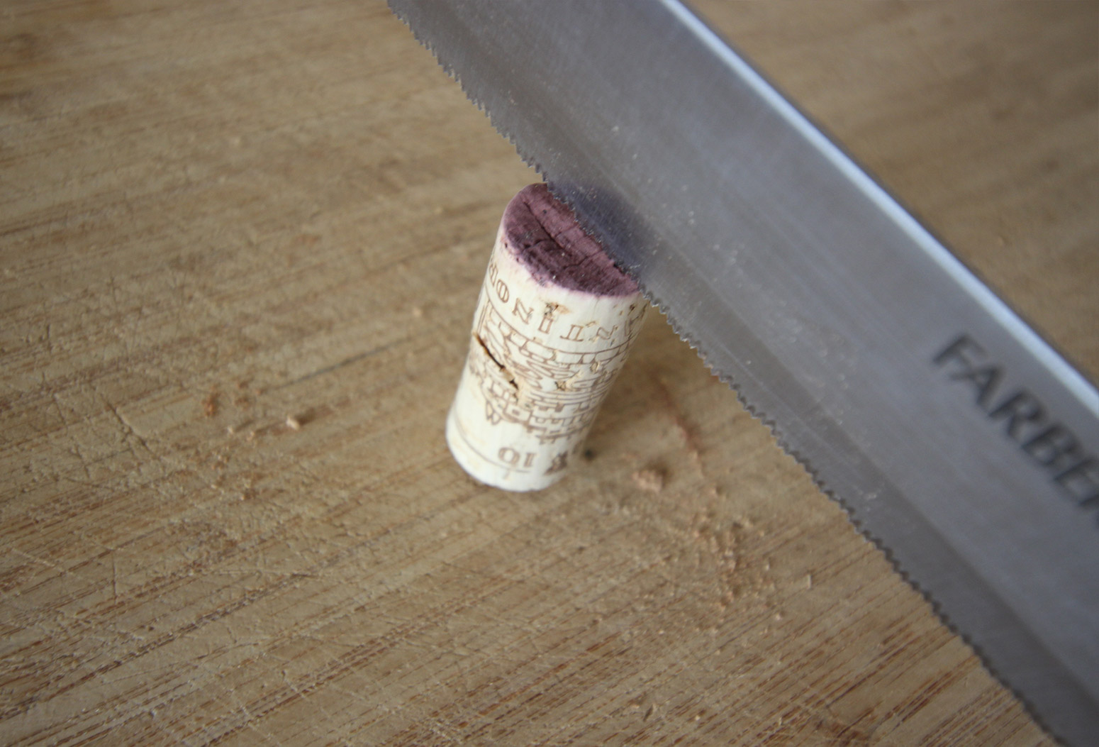 Cork Pic Frame DIY How to Cut Corks