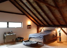 Gorgeous-rustic-bedroom-design-on-the-top-level-of-the-barn-home-217x155